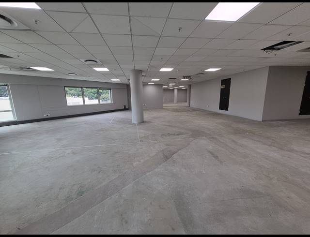 947M² OFFICE TO LET IN SANDTON CENTRAL